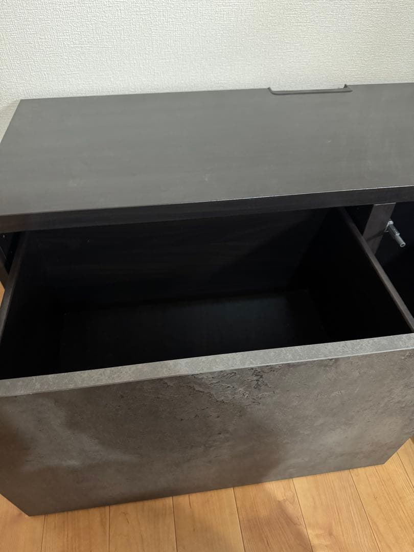 2/20まで IKEA ベストー テレビ台 新品未使用