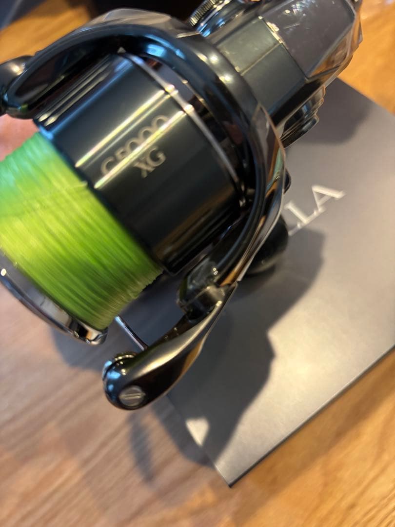 シマノ ステラ スピニングリール 黒
