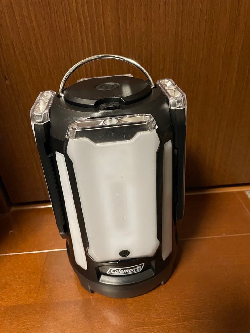 コールマン　クアッドマルチパネルランタンLED