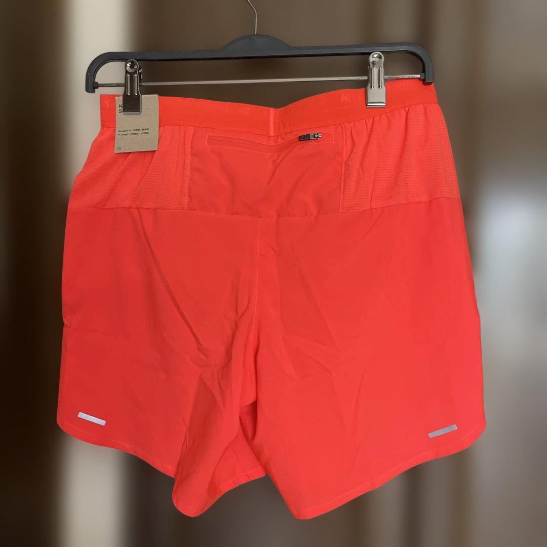 新品タグ付き　Nike ランニングショーツ オレンジ　 Mサイズ