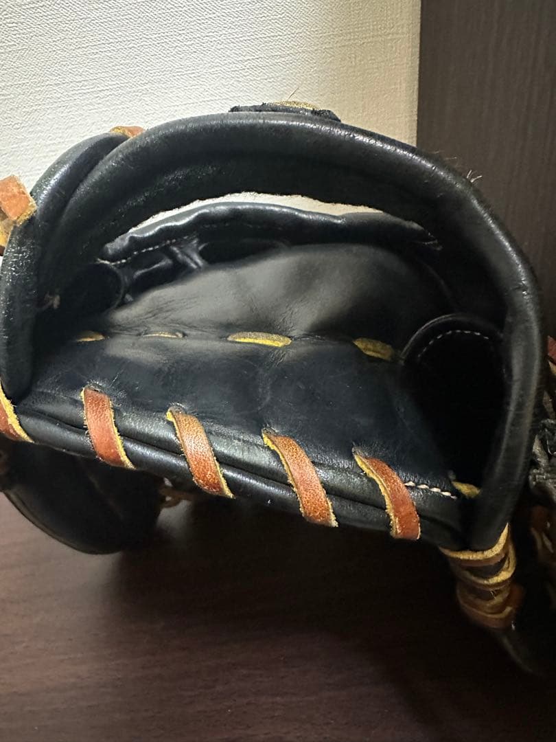 アンダーアーマー 硬式グローブ 内野手用 松田宣浩モデル ブラック