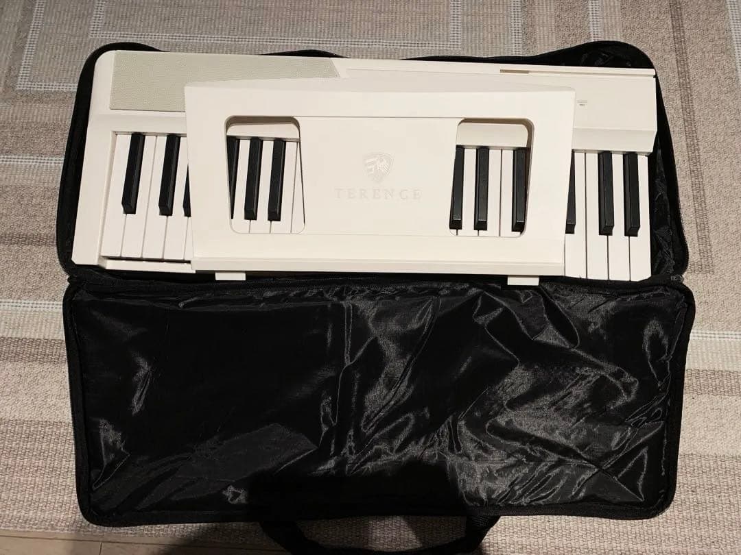 TERENCE・V50 折り畳み電子ピアノ 88鍵 充電式 MIDI 付属品あり