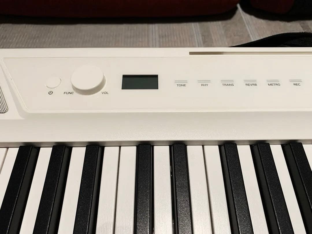 TERENCE・V50 折り畳み電子ピアノ 88鍵 充電式 MIDI 付属品あり