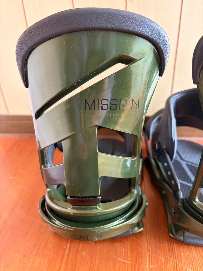 BURTON スノーボード ビンディング mission M グリーン