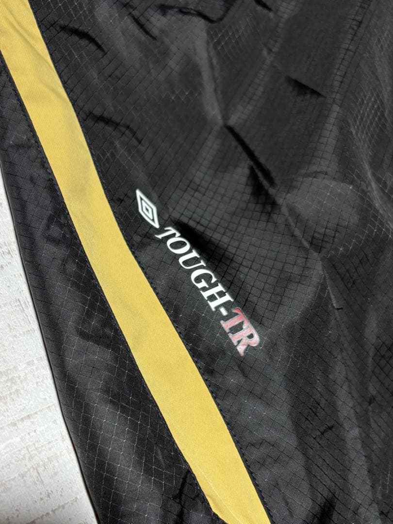 UMBRO アンブロ ナイロン セットアップ 上下セット ピステ ジャージ