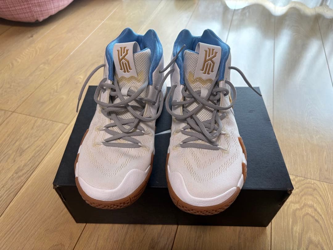 Nike Kyrie 4 NIKE BY YOUバスケットボールシューズ
