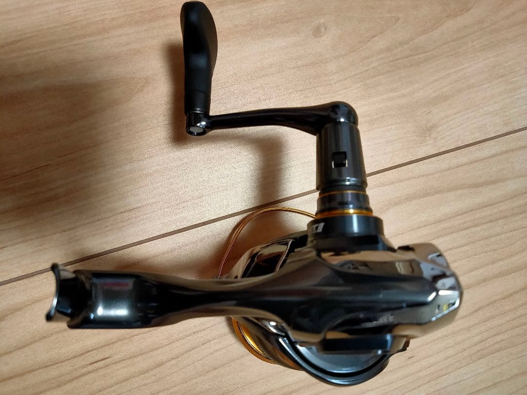 SHIMANO 21BB-X TECHNIUM C3000DXXGSR(右巻き)
