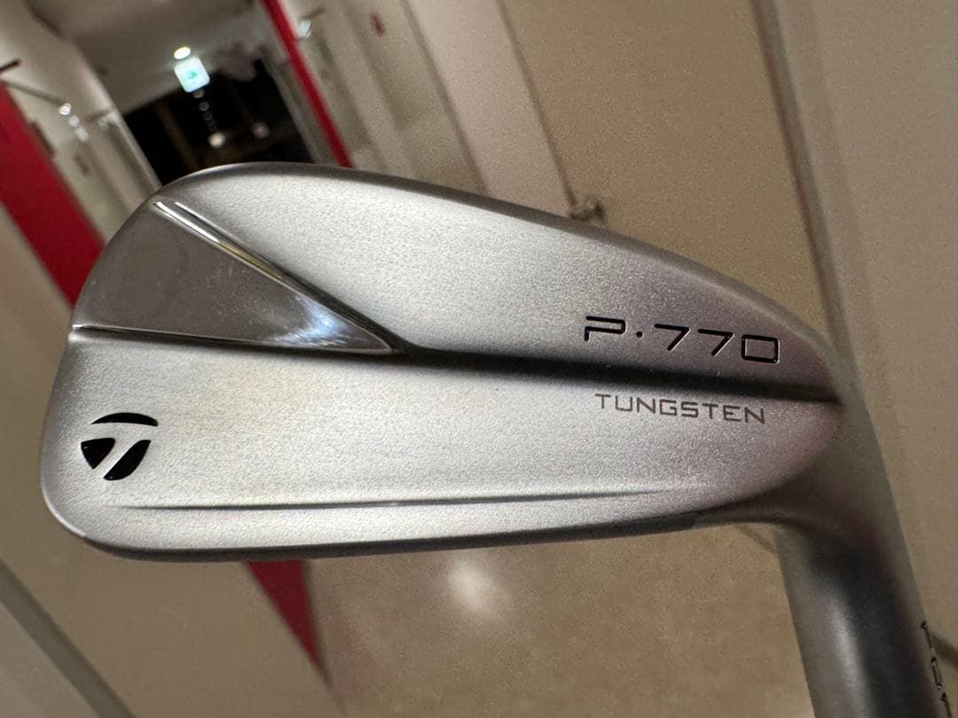 前期モデル　P770アイアン　6本セット(5本未使用) カーボンシャフト