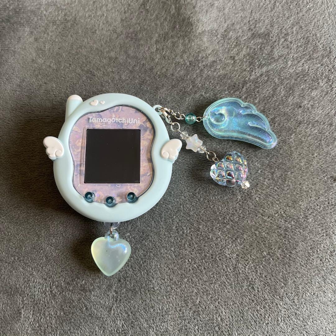 Tamagotchi Uni Prism White プリズムホワイト