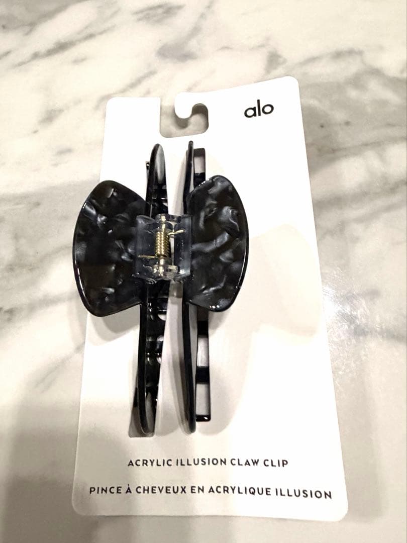 alo ヘアクリップ 一日二日で発送