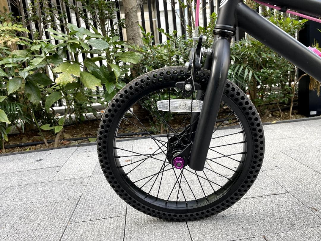 t*0様 子供用 パンクしない自転車 16インチ マットブラック