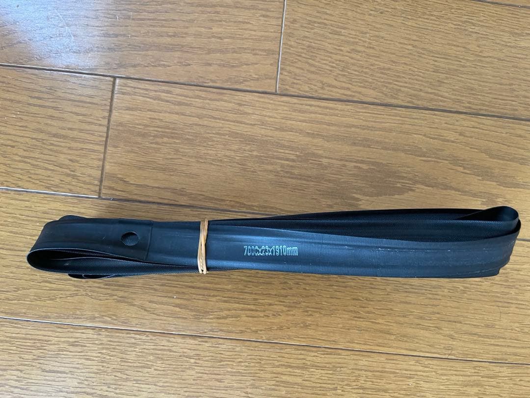 スペシャライズド　タイヤ700c 38‼️リム　チューブ　リムテープ付き