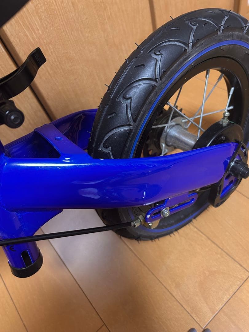 へんしんバイク　青色　12インチ
