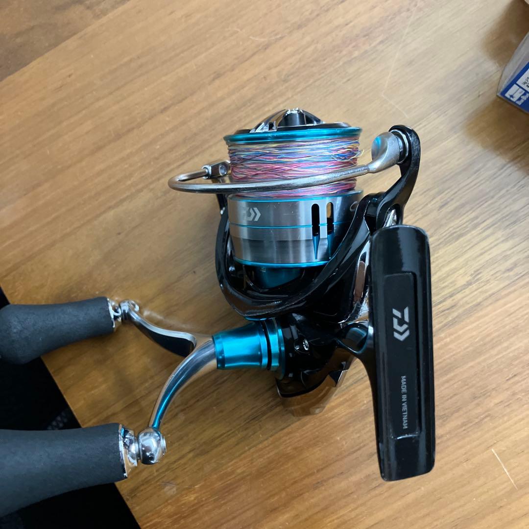 ダイワ（DAIWA）スピニングリール19エメラルダス LT3000S-C-DH