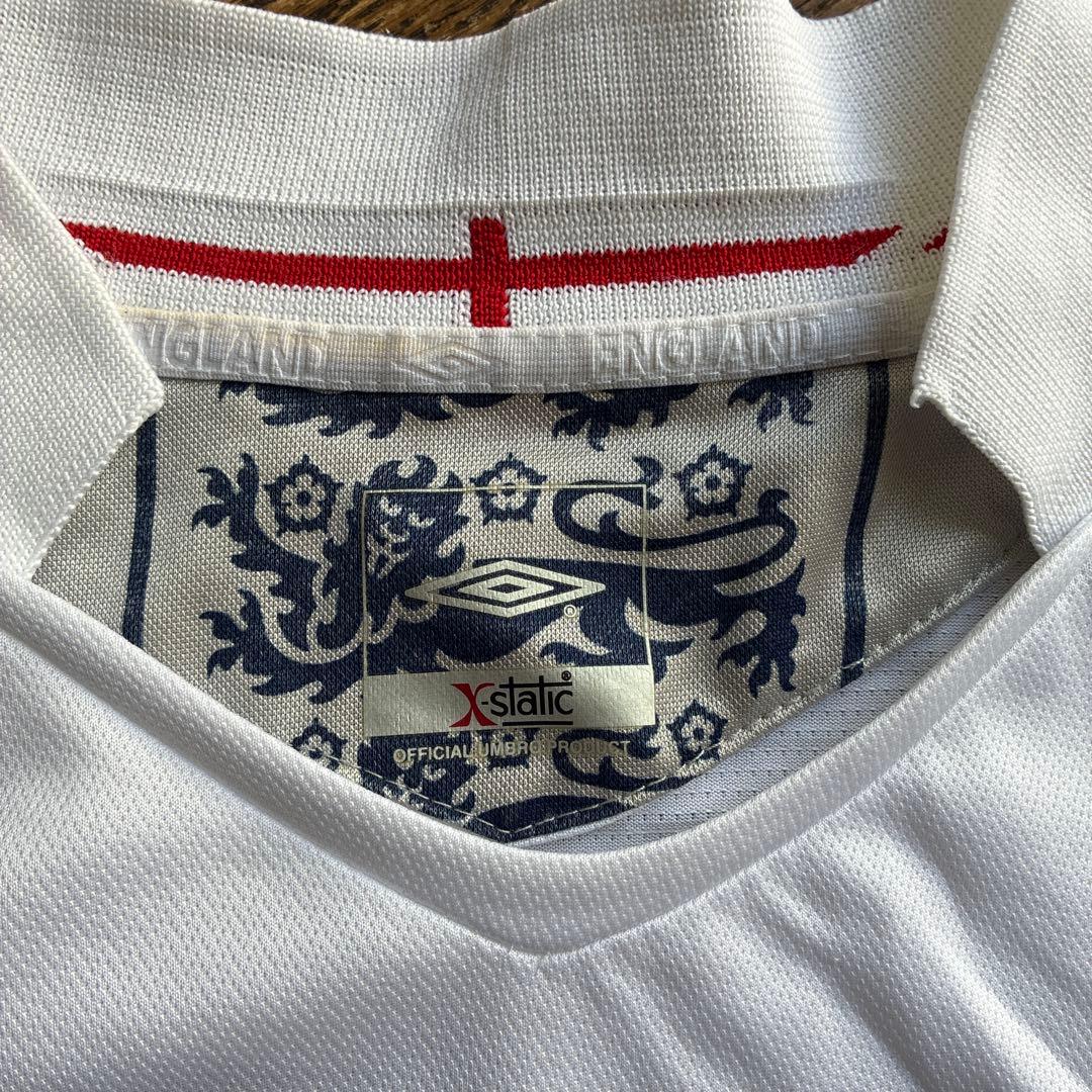 アンブロ（UMBRO）製のサッカーイングランド代表 2005-2007年モデル