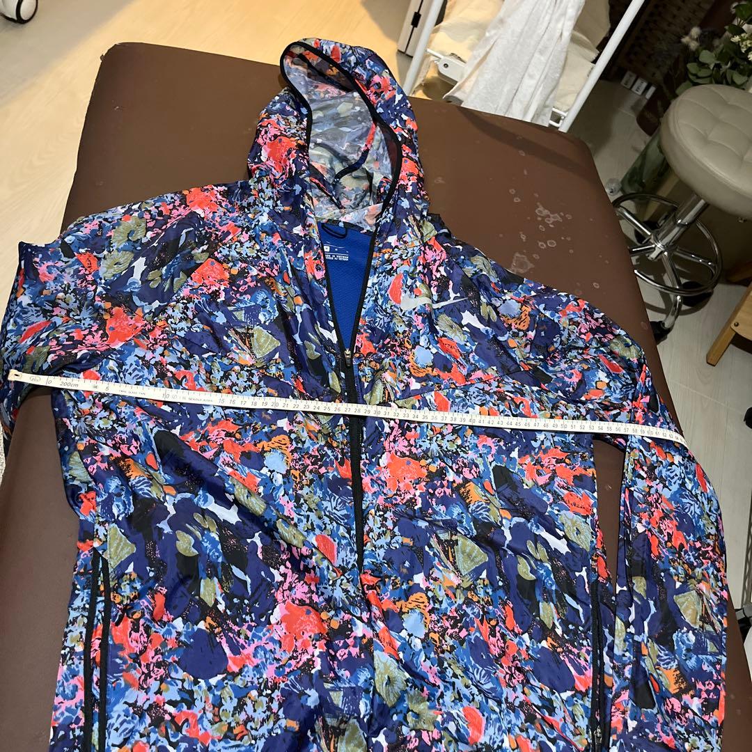 NIKEウィンドブレーカーとショーツの上下セット