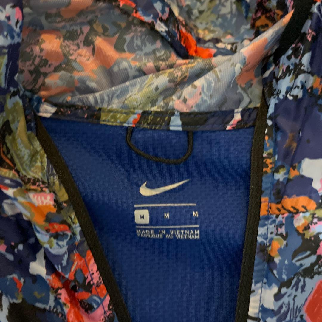 NIKEウィンドブレーカーとショーツの上下セット