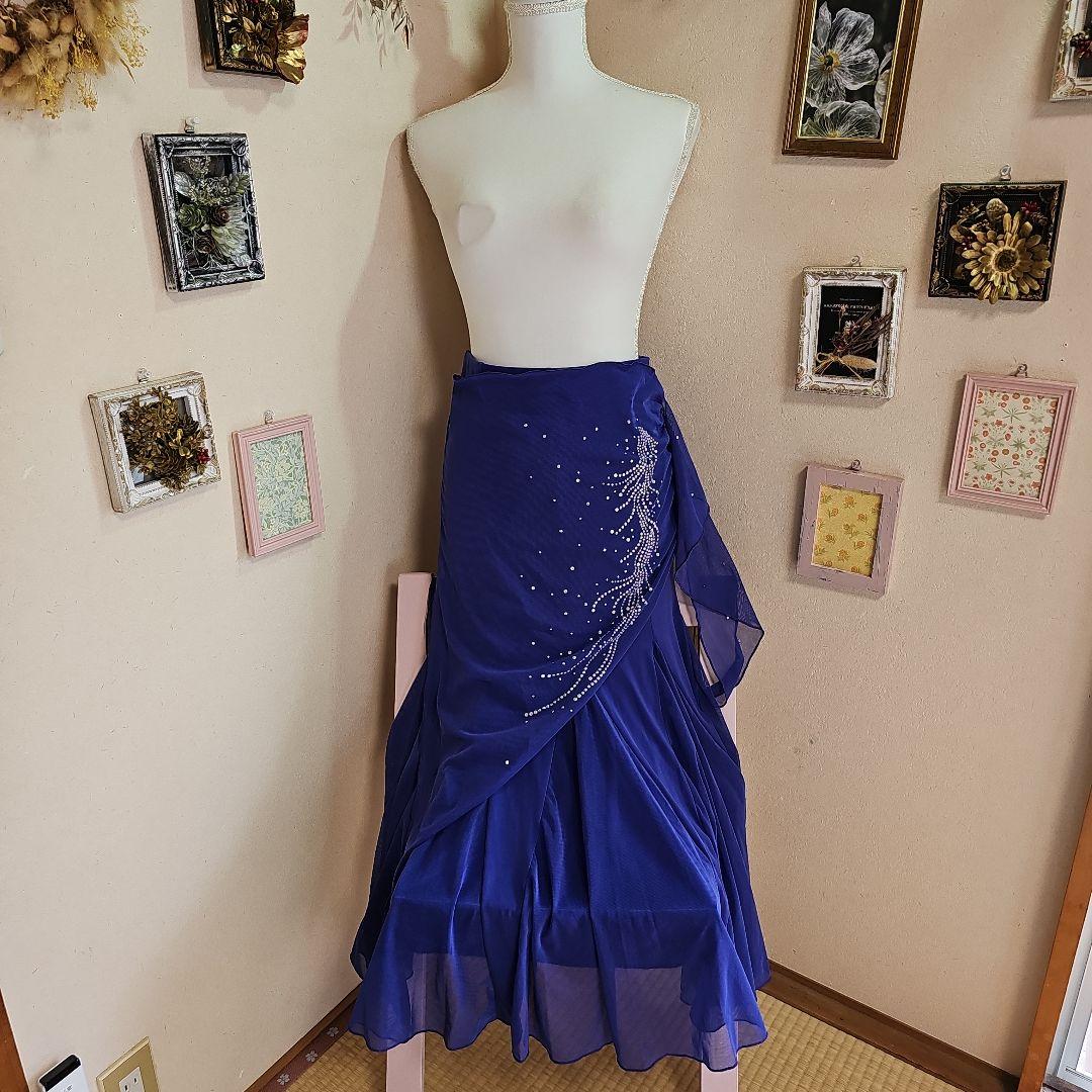 イチオク　ダンス用 とても素敵なスパンコール入り パープルのスカート