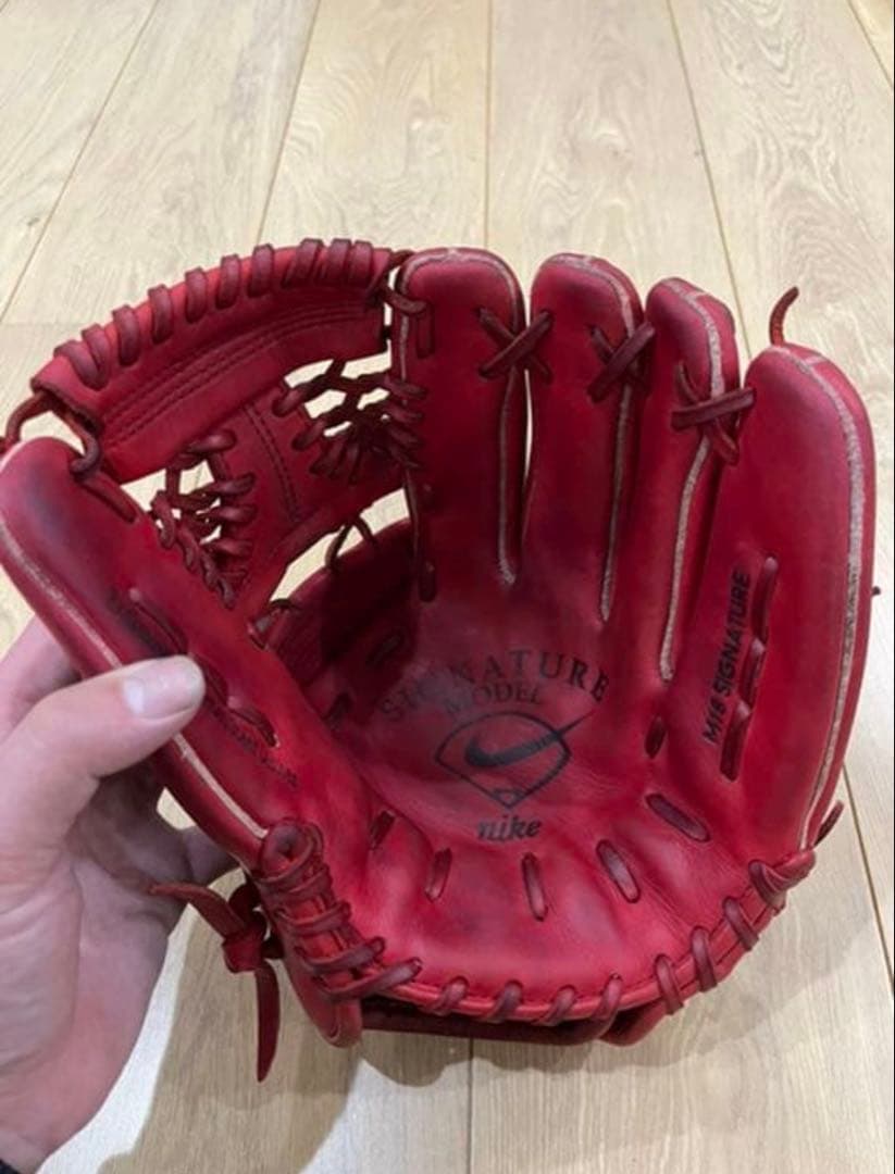 廃盤！希少！松坂大輔モデルNIKE一般投手用グローブ