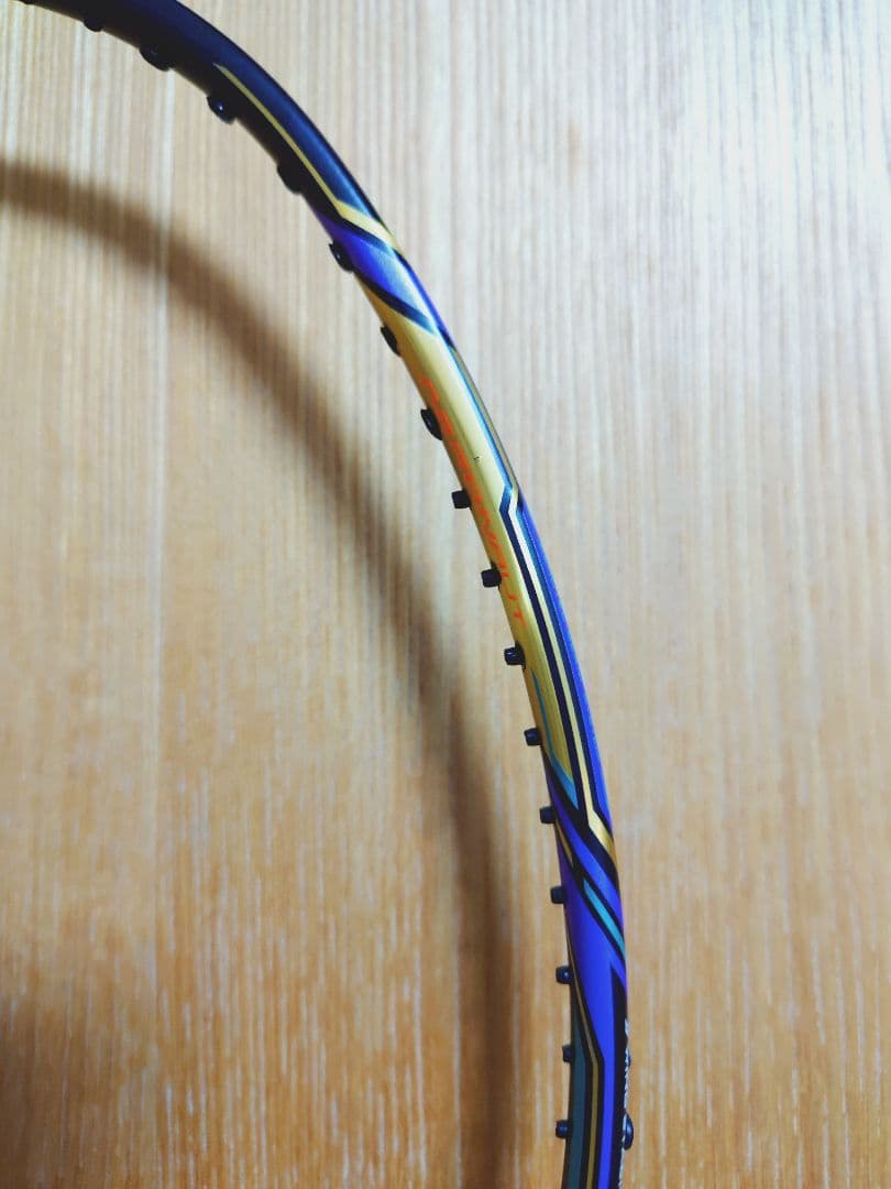 リーニン　バドミントンラケット　Aeronaut 9000i