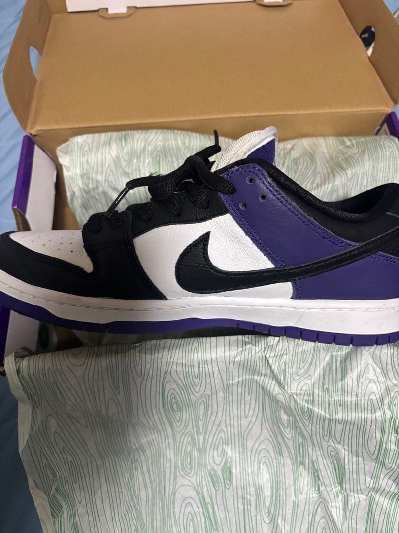 Nike SB Dunk Low Pro ブラック/ホワイト/パープル