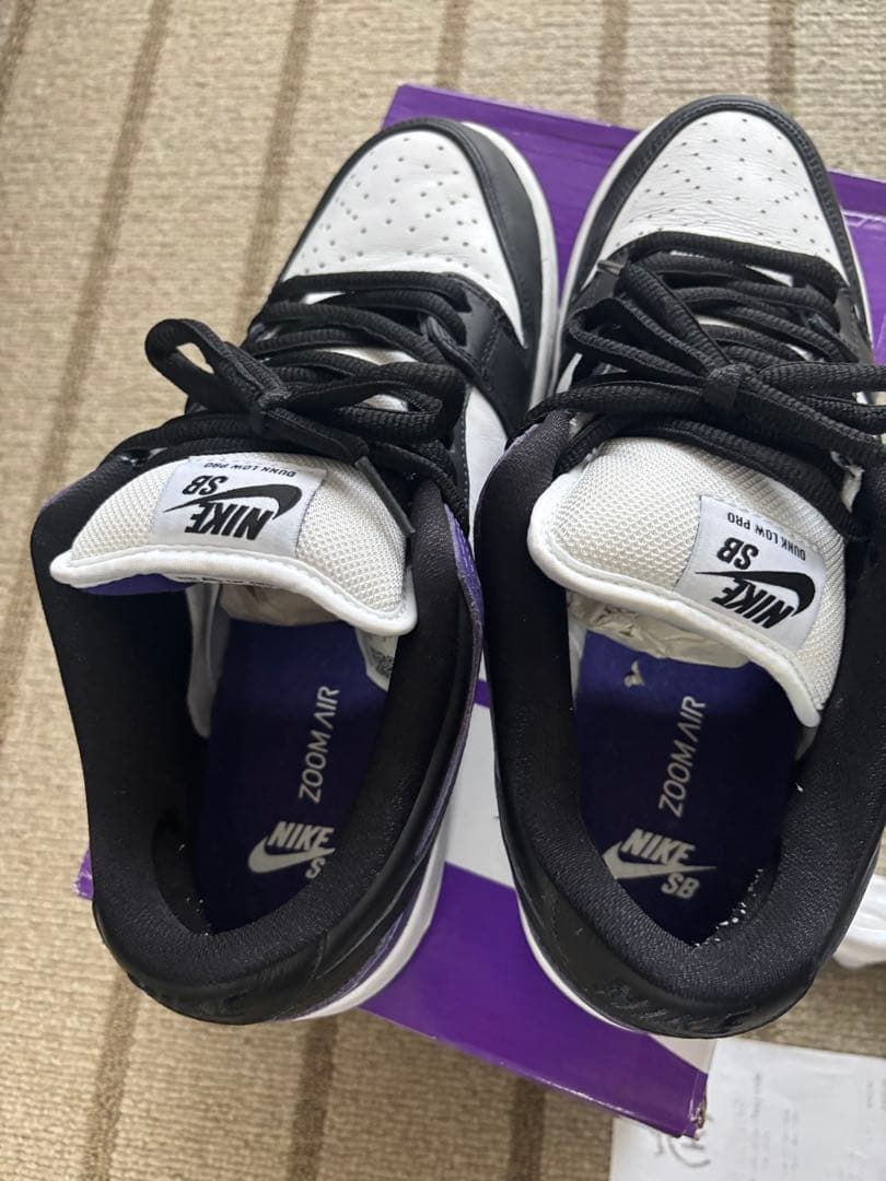 Nike SB Dunk Low Pro ブラック/ホワイト/パープル