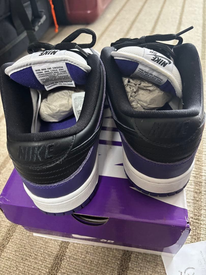 Nike SB Dunk Low Pro ブラック/ホワイト/パープル