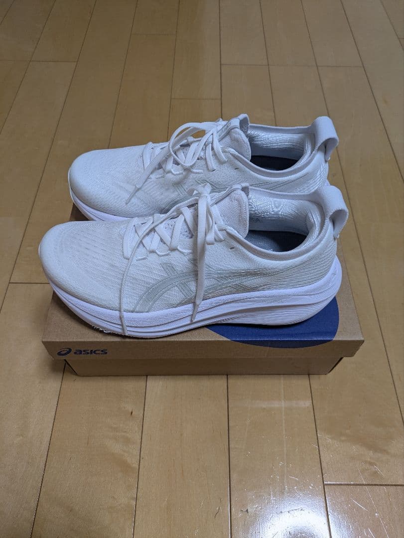 ASICS アシックス ゲルニンバス27 ホワイト 25.5cm