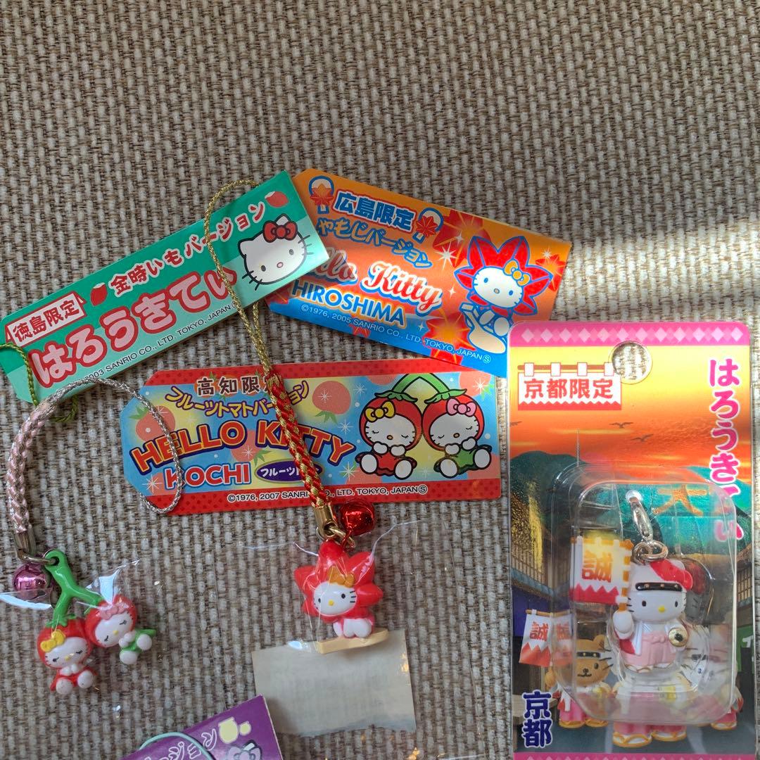 ご当地キティ　ストラップ キーホルダー　シャーペンセット　ハルウララ　など