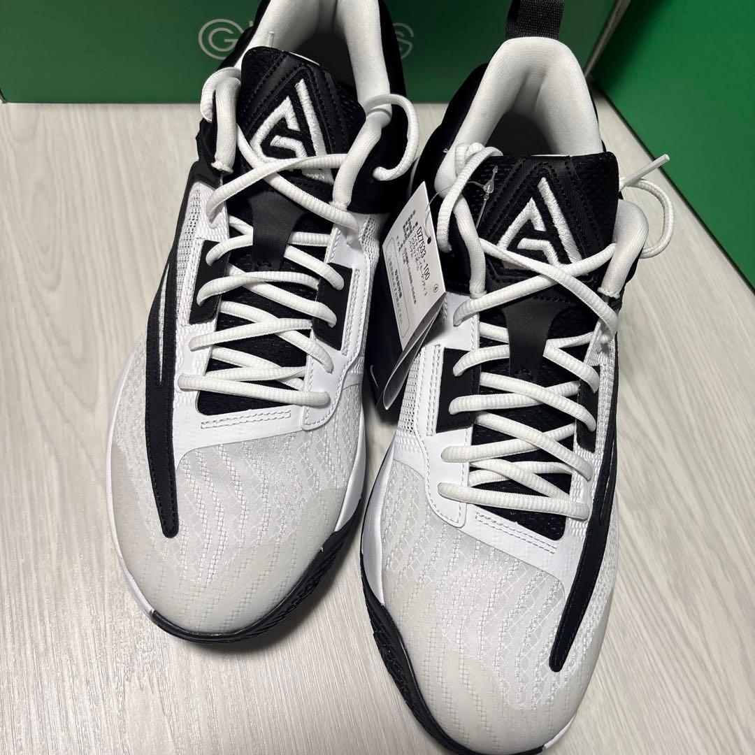 NIKE ナイキ ヤニス イモータリティ 3 29.5cm