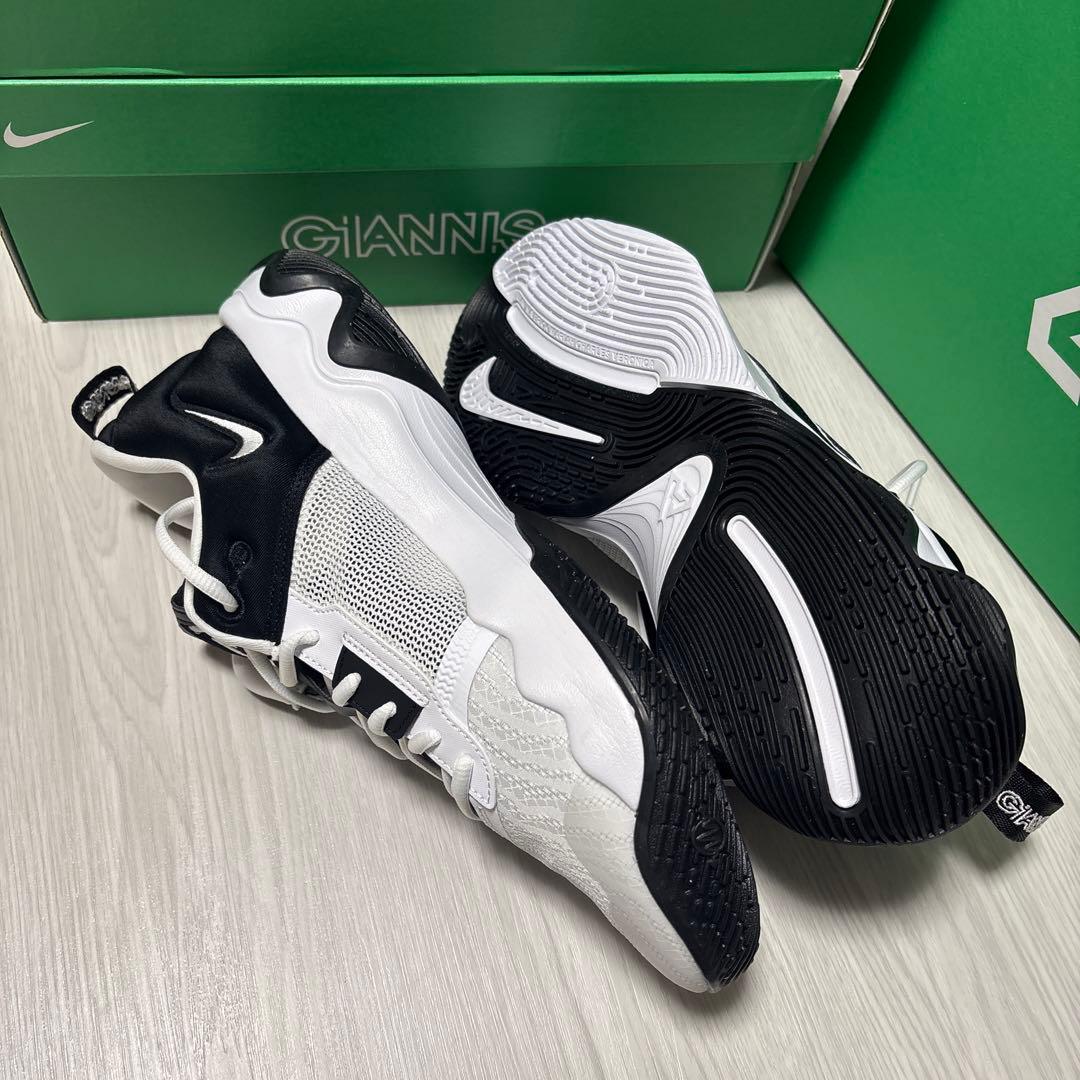 NIKE ナイキ ヤニス イモータリティ 3 29.5cm