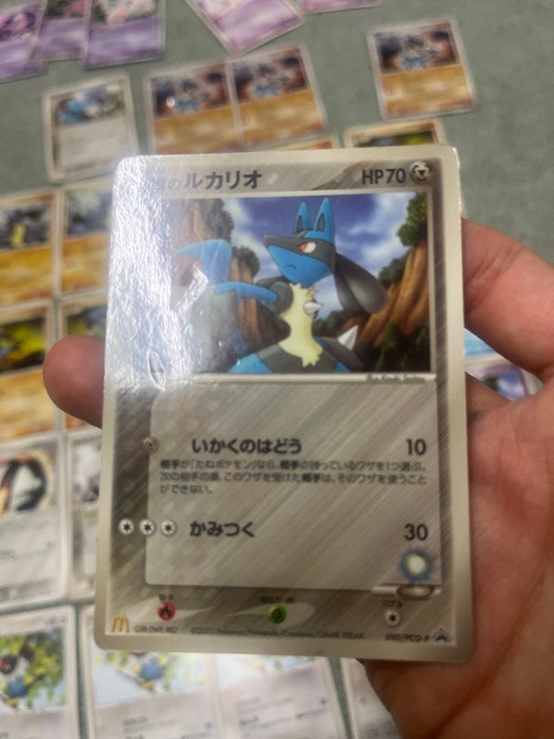 ポケモンカード　ミュウと波動の勇者ルカリオセット