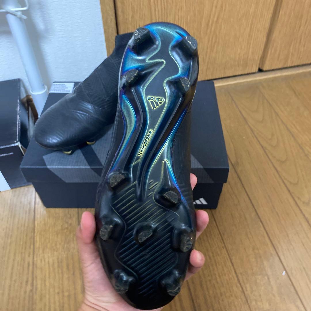 アディダスネメシス26cm