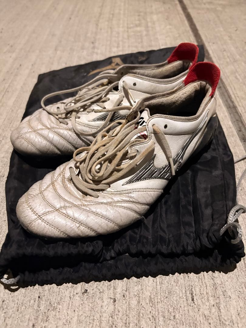 Mizuno Morelia II サッカーシューズ ホワイト/レッド