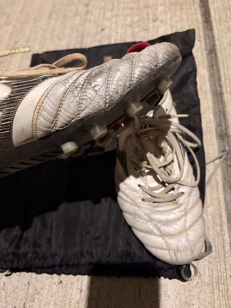 Mizuno Morelia II サッカーシューズ ホワイト/レッド