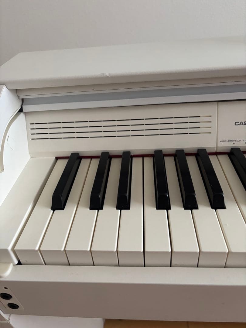 CASIO Privia 88鍵 ホワイト 電子ピアノ　椅子つき