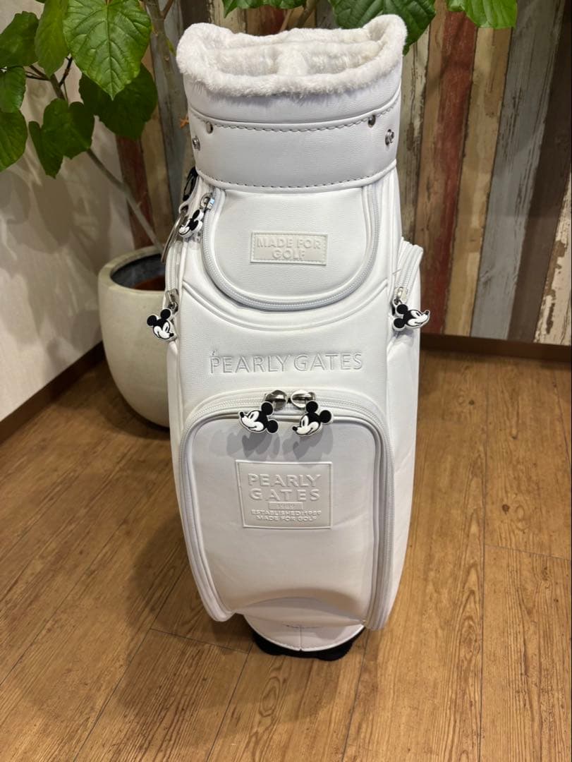 限定品　PEARLY GATES ゴルフキャディバッグ ホワイト