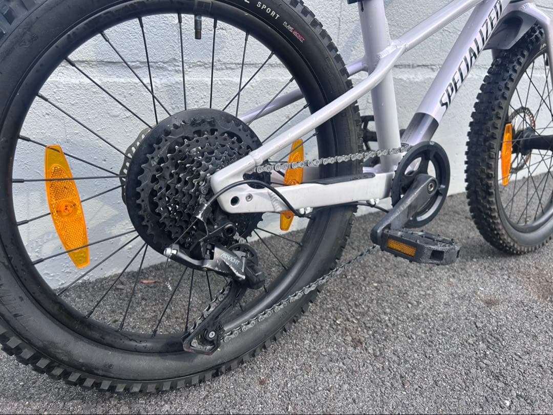 Specialized マウンテンバイク ホワイト　20インチ