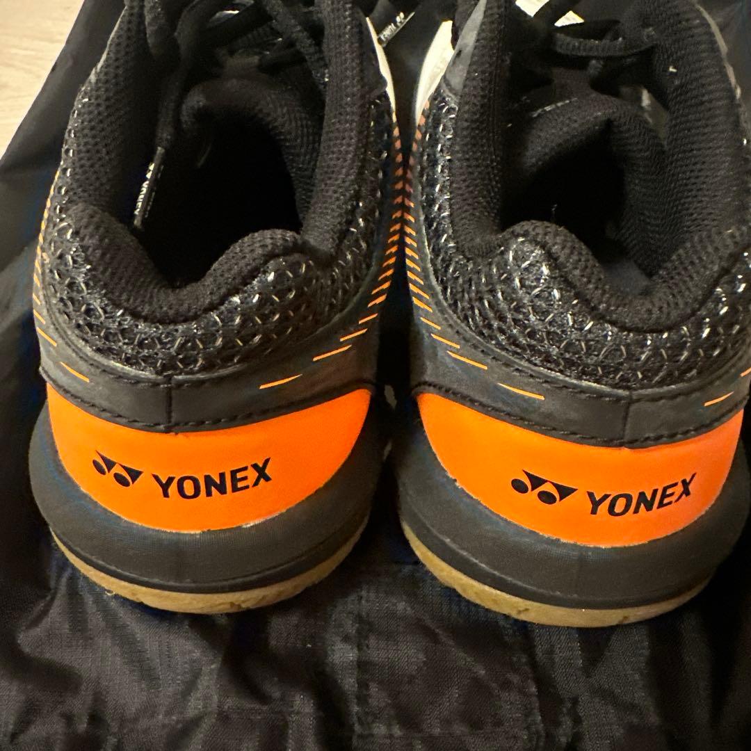 YONEXパワークッション65Z2 バドミントンシューズ 23.5cm 1回使用