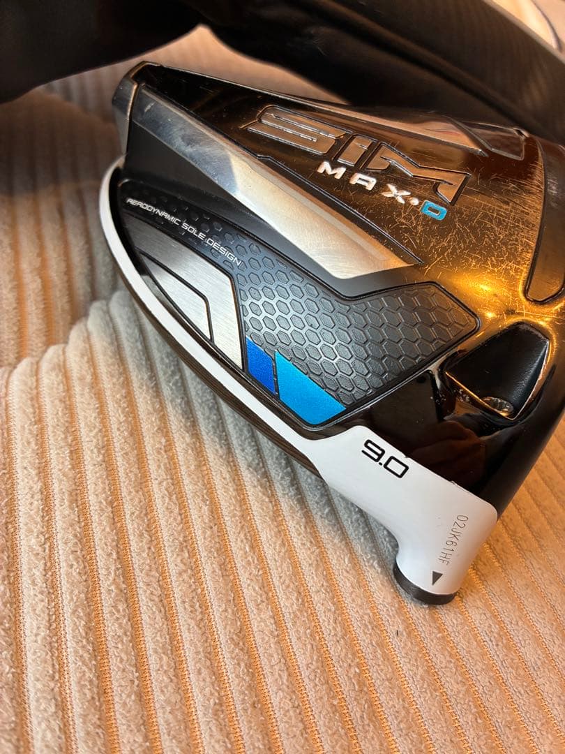 SIM MAX D シム　TYPE -D 9.0° ヘッドのみ　ヘッドカバー付き