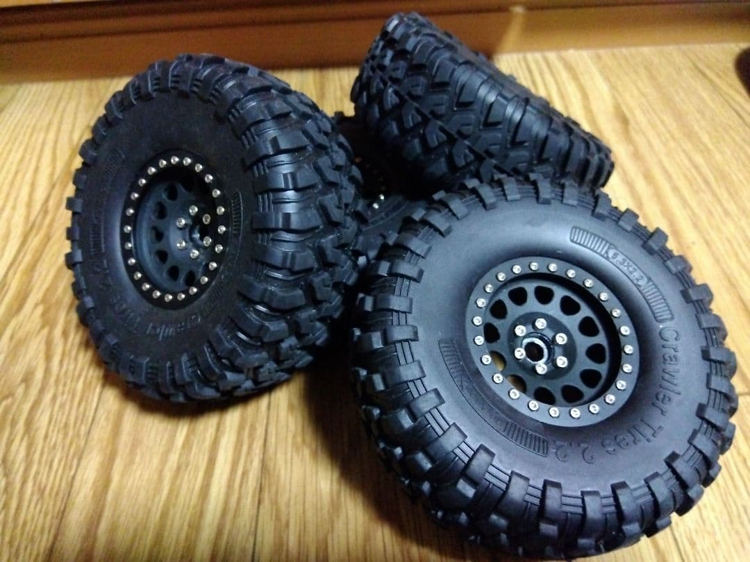 〜週末限定価格〜RCクローラーホイール＆タイヤ／２.２㌅（4本セット）