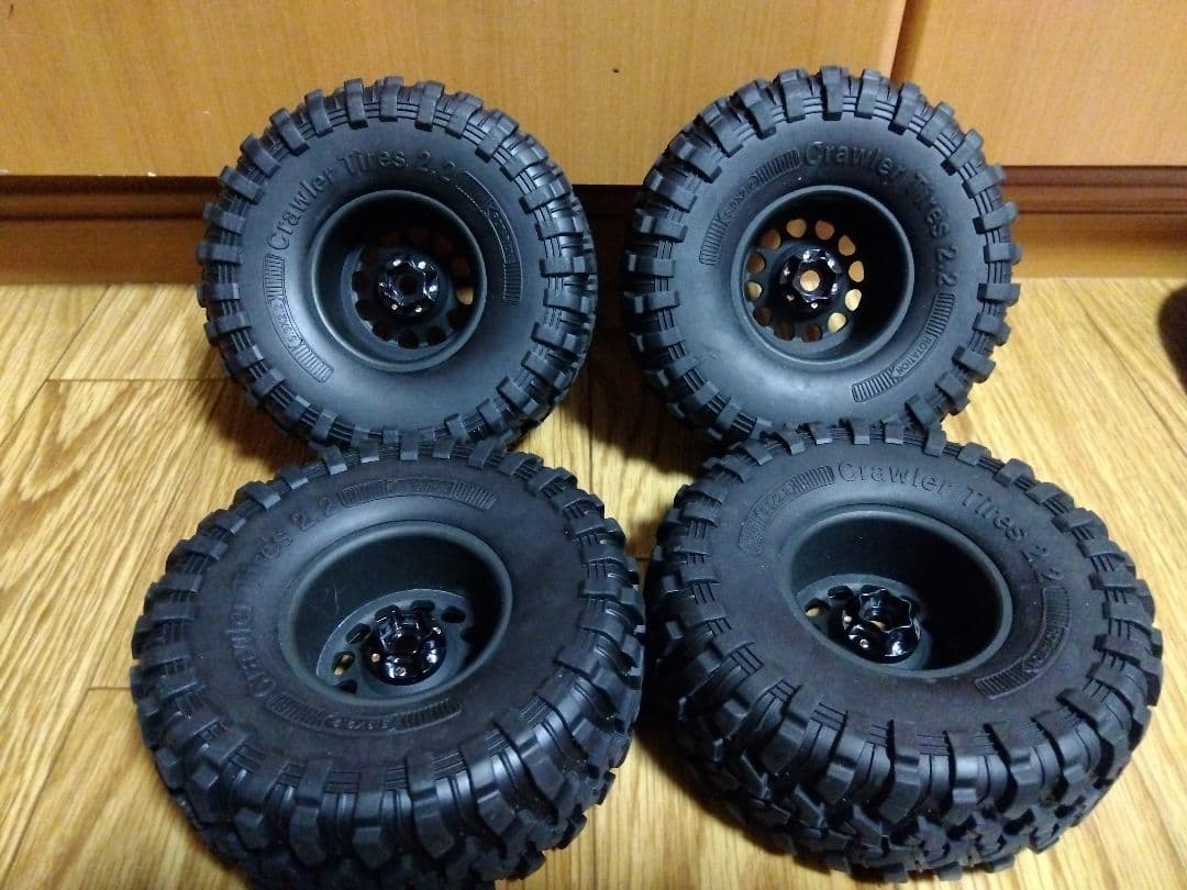 〜週末限定価格〜RCクローラーホイール＆タイヤ／２.２㌅（4本セット）