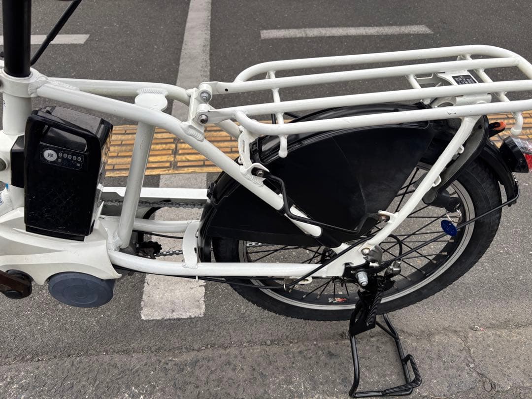 067 中古20㌅ Panasonic電動アシスト自転車　8Ah 大阪