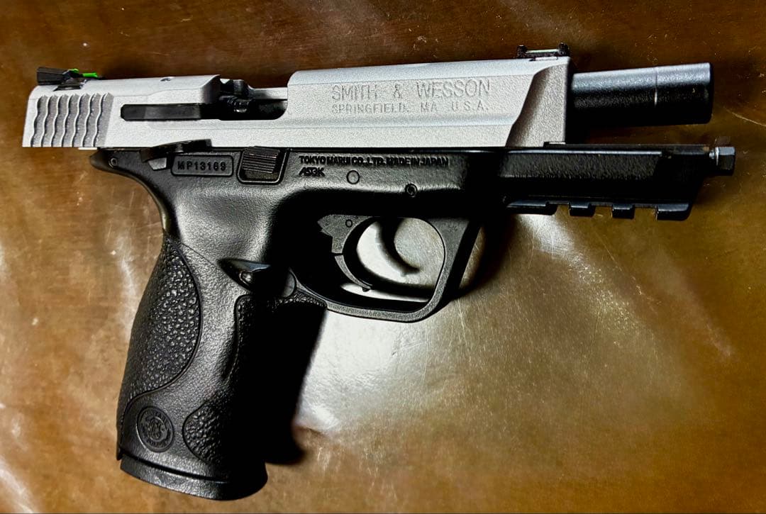 マルイM&P9 リコリスリコイルたきなの銃っぽいもの