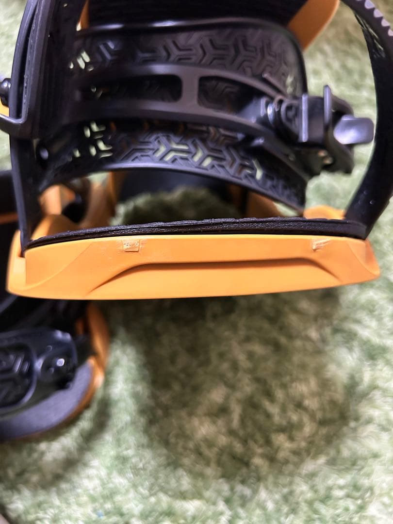 【値下げ】UNION スノーボードビンディング STR オレンジ Mサイズ