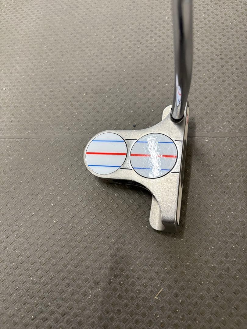 ODYSSEY 2-ball BLAD パター