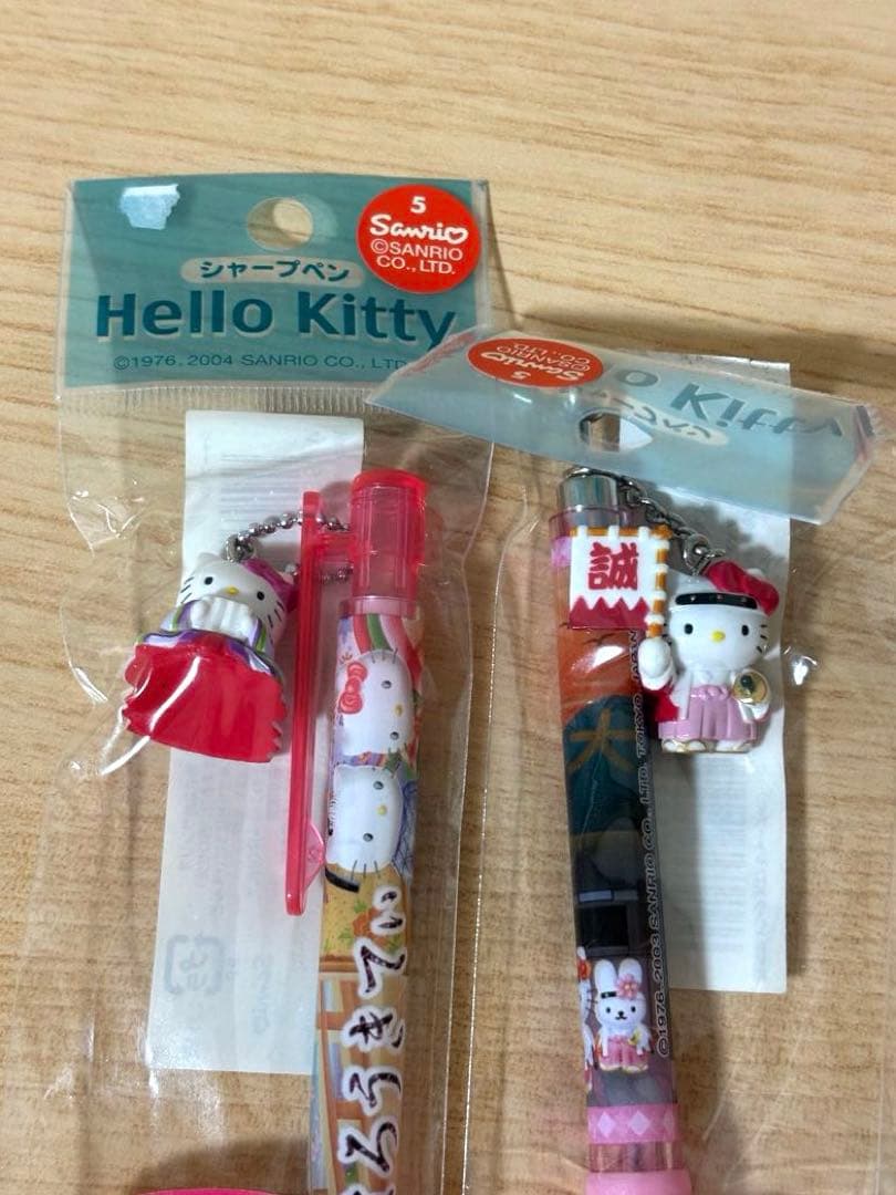 ご当地 キティ 21点まとめ売り ボールペン シャープペン タオル 他
