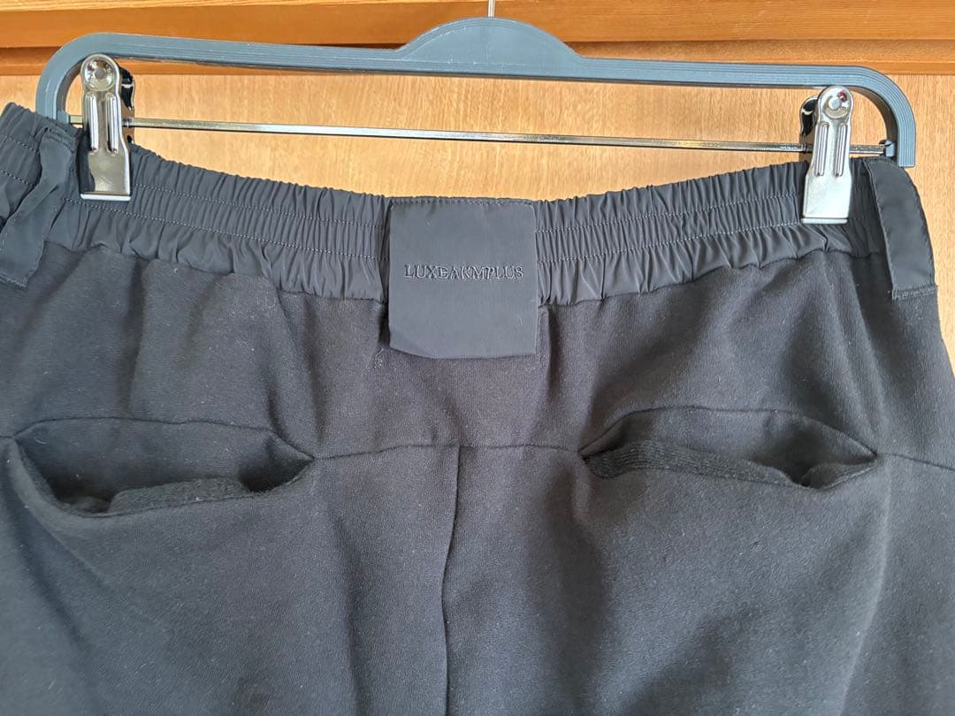 LUXE PLUS パディング入り ブラックパンツ　XL