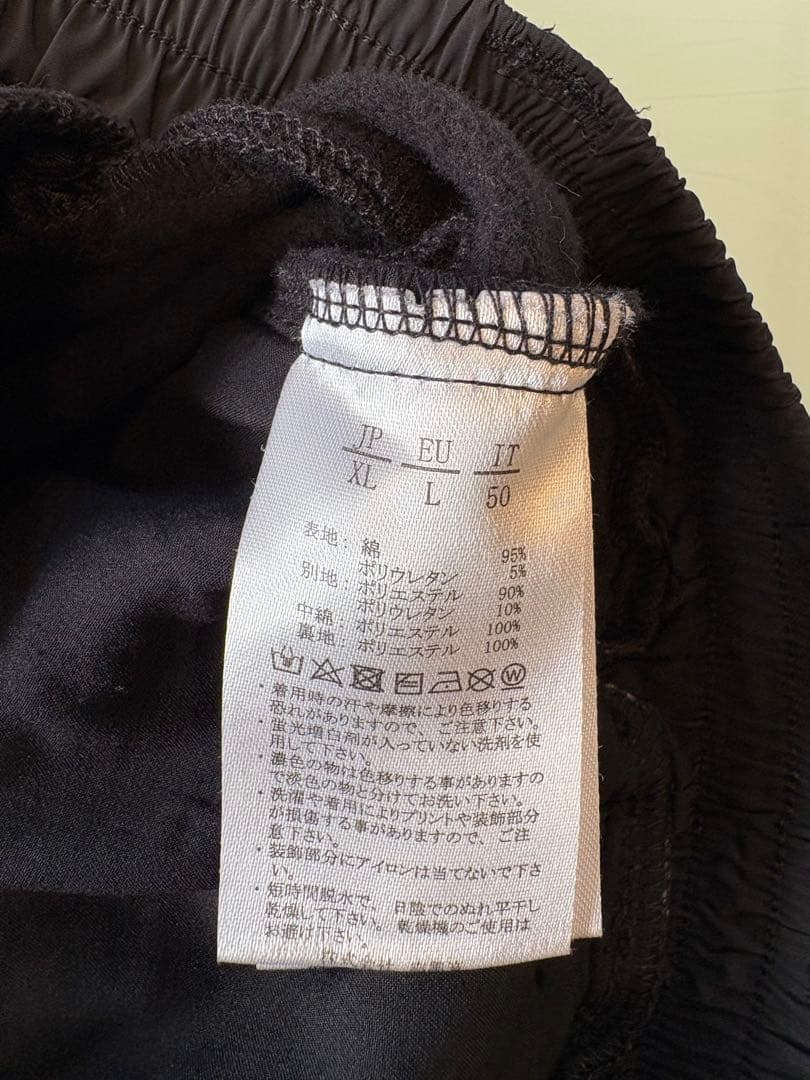LUXE PLUS パディング入り ブラックパンツ　XL