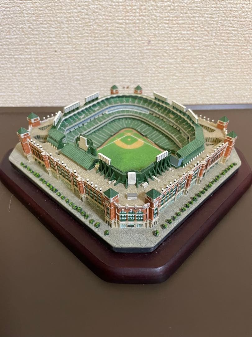OG　ボールパークインアーリントン　スタジアムフィギュア